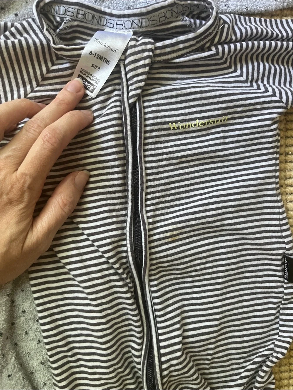 Bonds Australia baby bundle  Wondersuit size 6-12 months